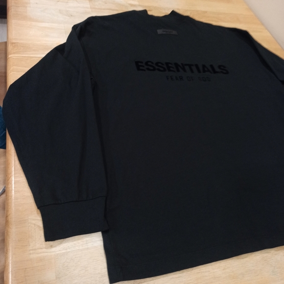 Fear Of God Essentials Mockneck Off Black Men's Size ,Tall Medium Oversized - Picture 8 of 16